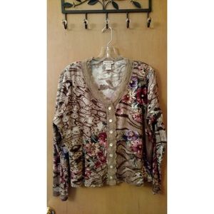 Monroe & Main Ladies Top